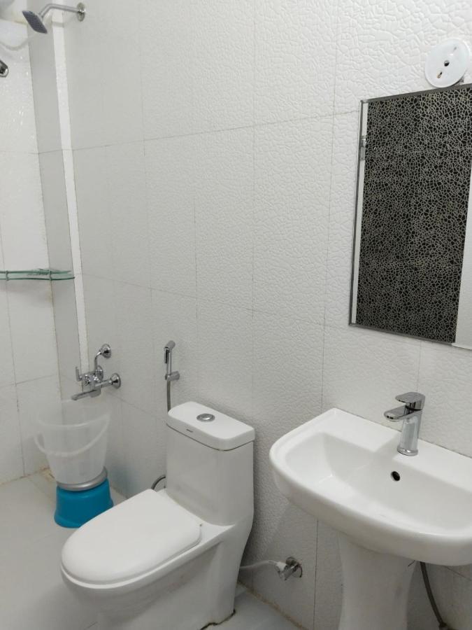 Hotel Lake View By Bookingcare Chhatarpur 外观 照片